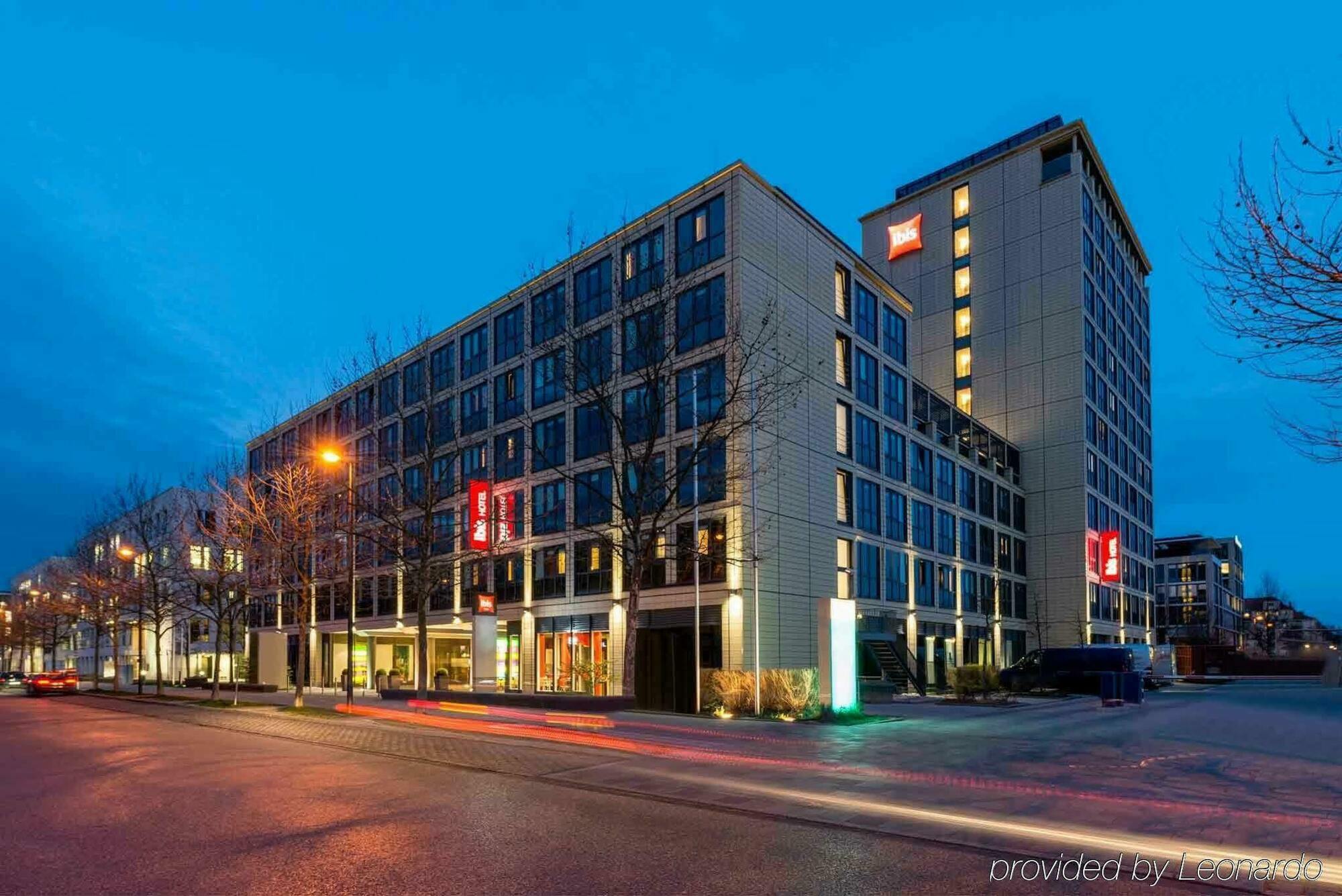 ไอบิส มึนเชน พาร์คสตัดท์ ชวาบิง Hotel มิวนิก ภายนอก รูปภาพ